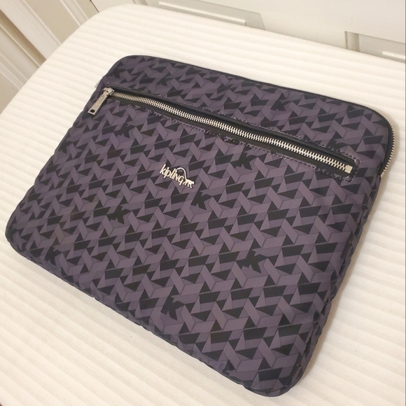 EC Kipling Black & Gray Padded Laptop/Tablet Zip Close Carrying Case - Picture 1 of 11